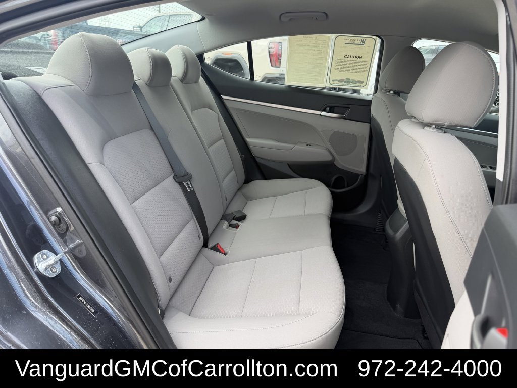 Used 2020 Hyundai Elantra SE FWD image 29
