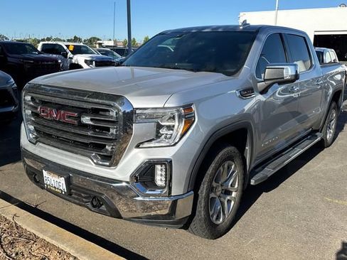 Used 2020 GMC Sierra 1500 SLT w/ SLT Premium Package AWD/4WD image 8