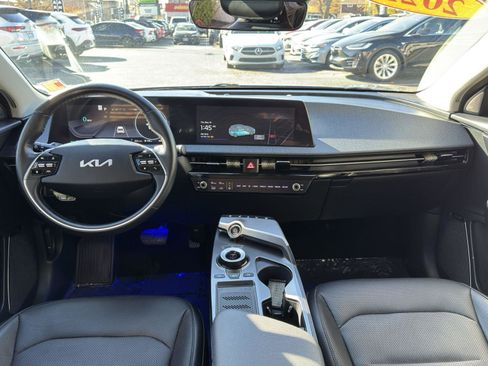 Used 2022 Kia EV6 Wind w/ Wind Technology Package image 30