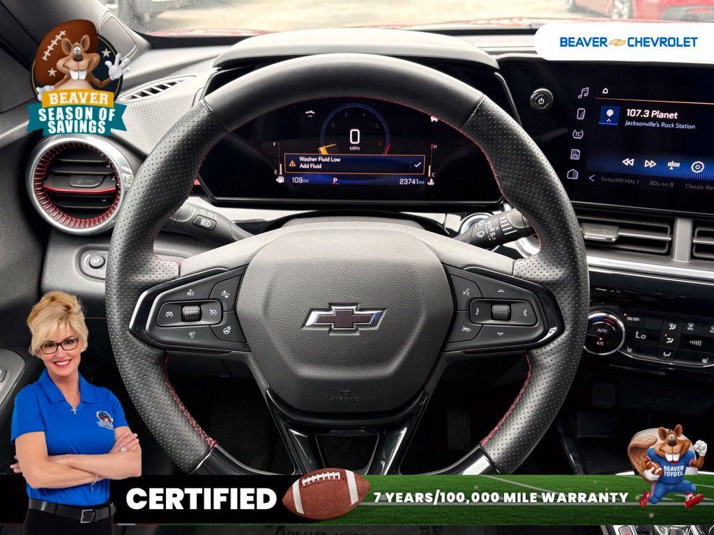 Used 2025 Chevrolet Trax RS w/ Driver Confidence Package FWD image 18