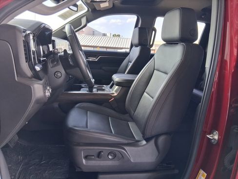 Used 2025 GMC Sierra 1500 SLT AWD/4WD image 21