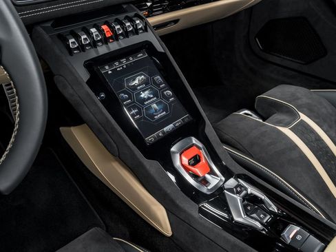 Used 2024 Lamborghini Huracan Tecnica RWD image 24
