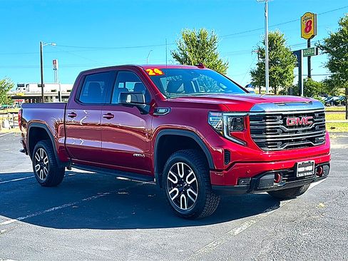 Used 2024 GMC Sierra 1500 AT4 w/ Technology Package AWD/4WD image 10