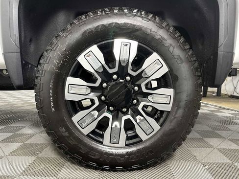 New 2025 GMC Sierra 2500 Denali w/ Denali Reserve Package image 34