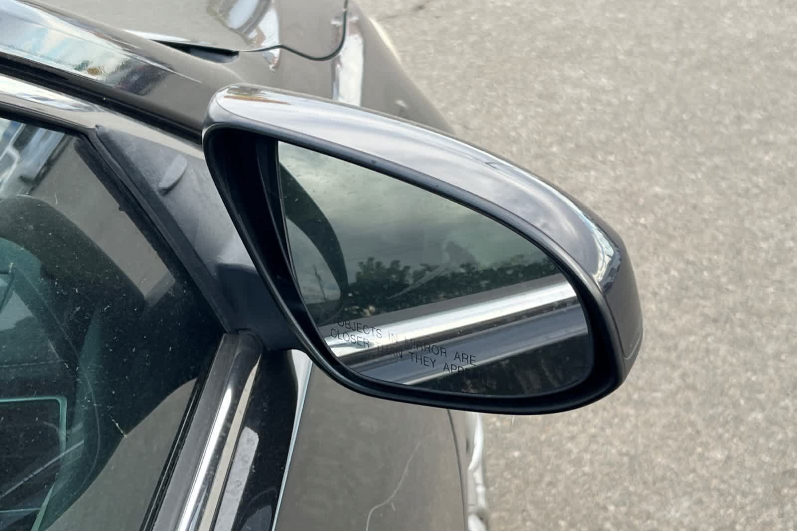 Used 2015 Toyota Camry LE FWD image 19