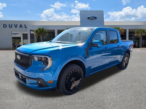 New 2025 Ford Maverick Lobo image 8