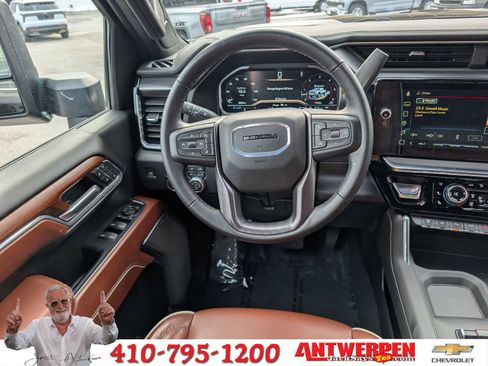 Used 2024 GMC Sierra 3500 Denali Ultimate image 25