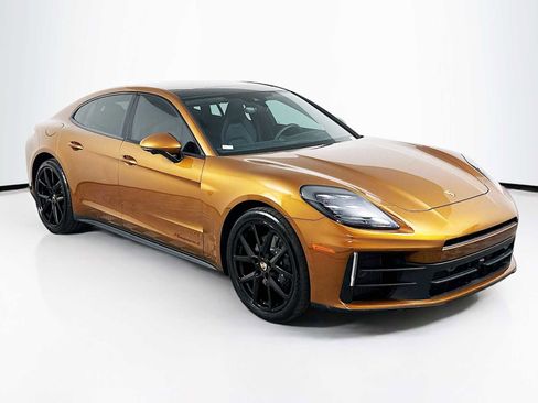 New 2025 Porsche Panamera 4 image 7