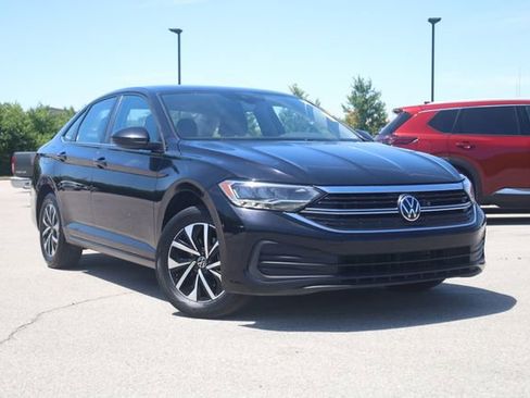 Used 2024 Volkswagen Jetta S FWD image 2
