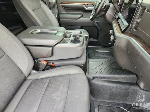 Used 2023 Chevrolet Silverado 1500 RST w/ Redline Edition image 9