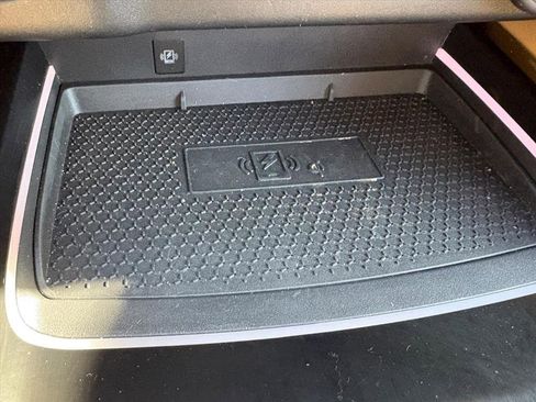 Certified 2023 Nissan Rogue Platinum w/ Platinum Premium Package image 17