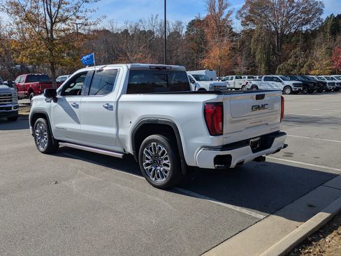 Used 2024 GMC Sierra 1500 Denali Ultimate image 6