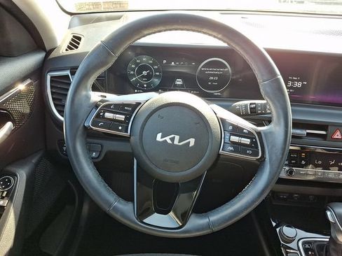 Certified 2024 Kia Seltos X-Line AWD/4WD image 19