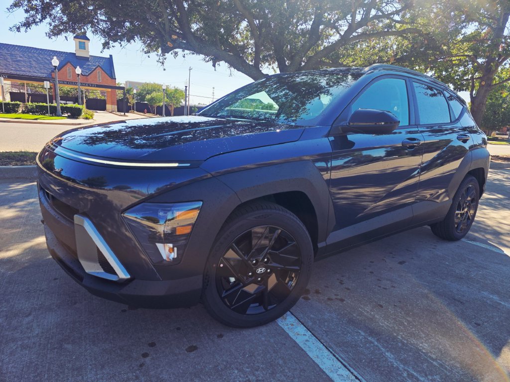 New 2027 Hyundai Kona SEL Sport FWD image 2