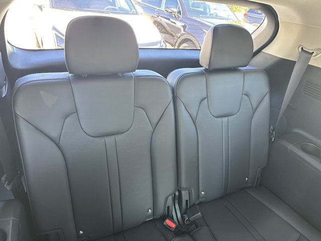 Certified 2025 Kia Sorento EX w/ Panoramic Sunroof Package AWD/4WD image 32