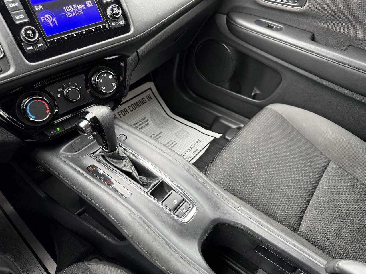 Used 2019 Honda HR-V LX image 12