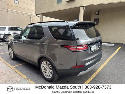 Used 2018 Land Rover Discovery HSE AWD/4WD image 2