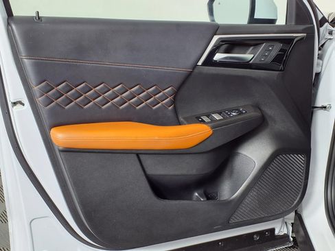 Used 2024 Mitsubishi Outlander SEL FWD image 24