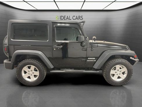 Used 2014 Jeep Wrangler Sport w/ Quick Order Package 24S AWD/4WD image 6
