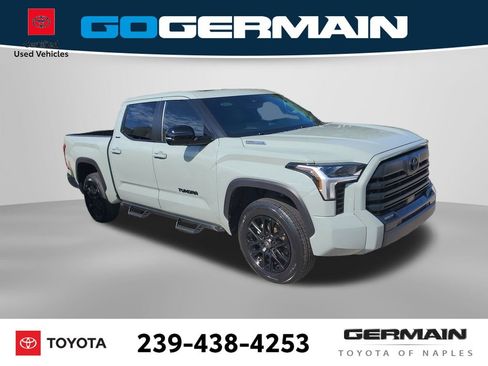 Used 2025 Toyota Tundra Limited AWD/4WD image 5