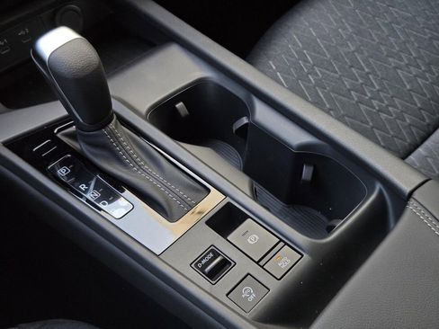 New 2026 Nissan Sentra SV w/ Floor Mat Package FWD image 21