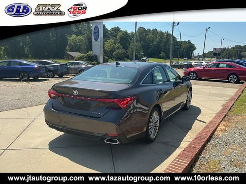 Used 2019 Toyota Avalon Limited w/ All Weather Liner Package FWD image 6