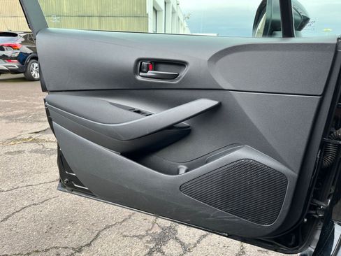 Used 2023 Toyota Corolla LE image 20