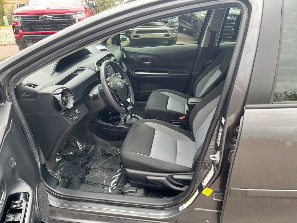Used 2018 Toyota Prius C Two FWD image 19