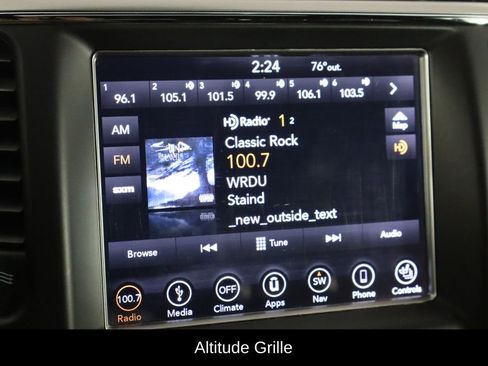 Used 2018 Jeep Grand Cherokee Altitude image 30