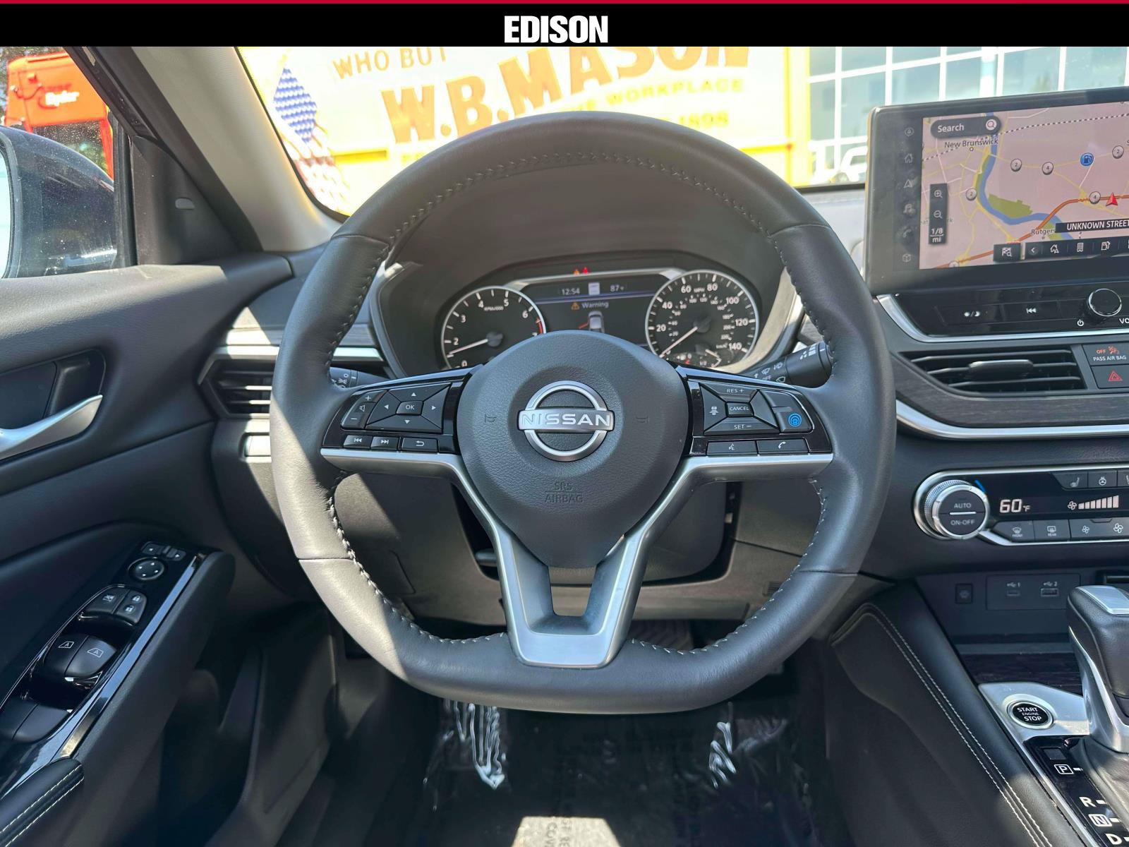 Used 2025 Nissan Altima 2.5 SL AWD/4WD image 13