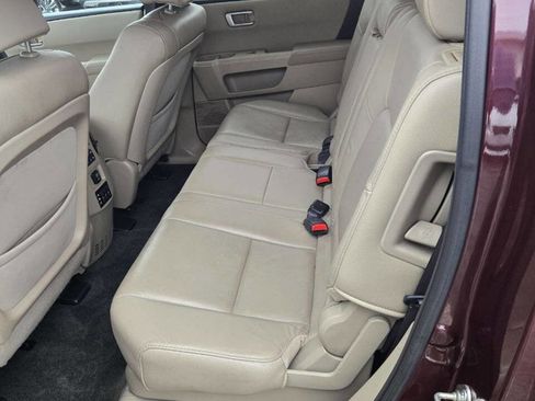 Used 2014 Honda Pilot Touring image 4