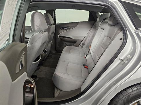 Used 2018 Chevrolet Malibu LT image 20