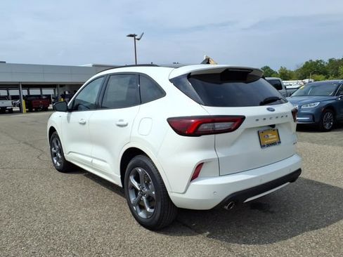 Certified 2024 Ford Escape ST-Line w/ Tech Pack #1 AWD/4WD image 5