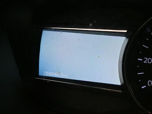 Used 2019 Ford Explorer XLT w/ Equipment Group 201A image 14