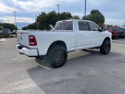 Used 2024 RAM 2500 Laramie w/ Safety Group AWD/4WD image 9