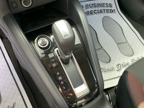 Used 2025 Nissan Versa SR w/ Trunk Package FWD image 37