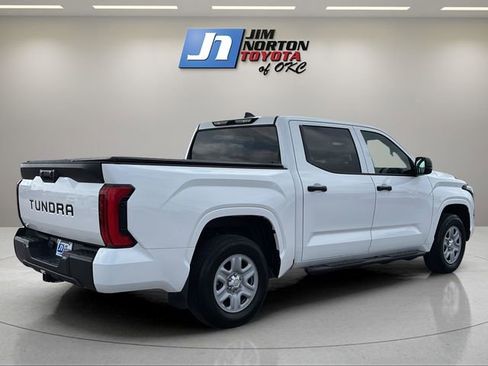 Used 2024 Toyota Tundra SR w/ SR Tow Package image 5