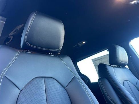 New 2026 Chrysler Voyager LX image 14