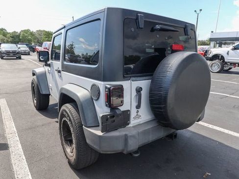 Used 2013 Jeep Wrangler Sport AWD/4WD image 3