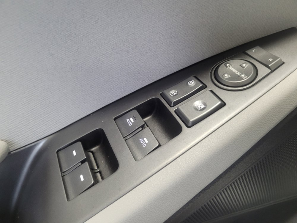 Used 2020 Hyundai Ioniq SEL FWD image 27