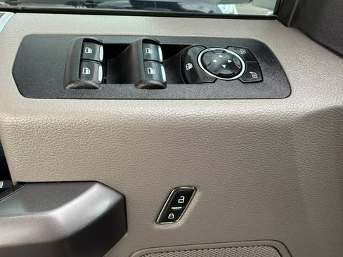 Used 2019 Ford F150 XLT w/ Trailer Tow Package AWD/4WD image 37