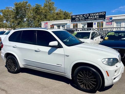 Used 2010 BMW X5 xDrive48i image 4