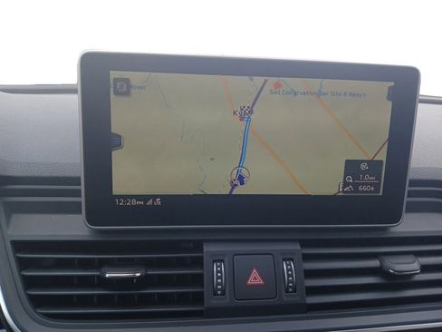 Used 2018 Audi Q5 Prestige w/ Prestige Package image 26