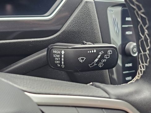 Certified 2022 Volkswagen Tiguan SE AWD/4WD image 41