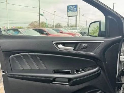 Used 2017 Ford Edge Sport w/ Technology Package image 20