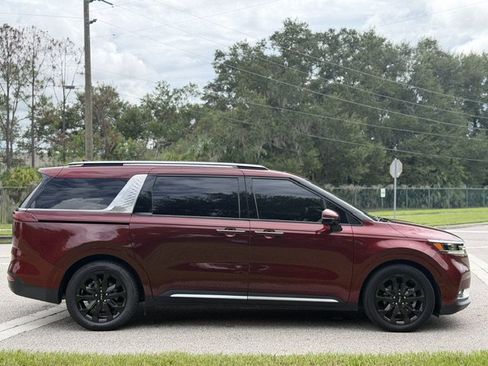 Used 2023 Kia Carnival SX Prestige FWD image 6
