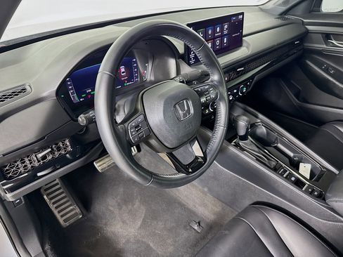 Used 2023 Honda Accord Sport image 8
