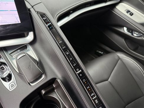 Used 2024 Chevrolet Corvette Stingray Coupe w/ 1LT image 17