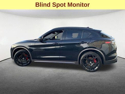Used 2024 Alfa Romeo Stelvio Ti w/ Performance Driving Package image 6