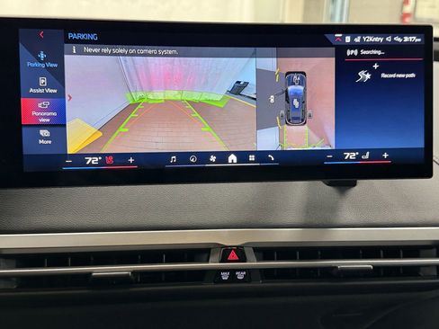 Used 2025 BMW iX M60 image 29